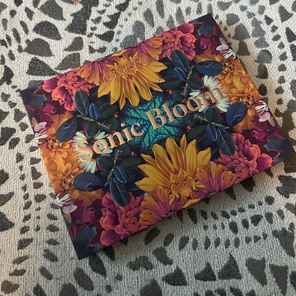 Colourpop Other - Colourpop Sonic Bloom eyeshadow palette